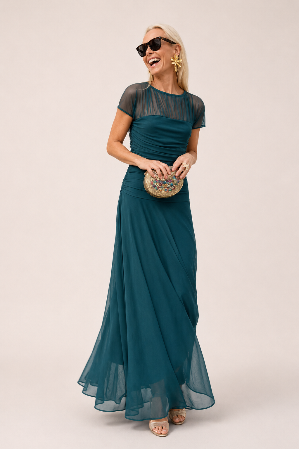 Iyla™ | Flowing Chiffon Midi Dress