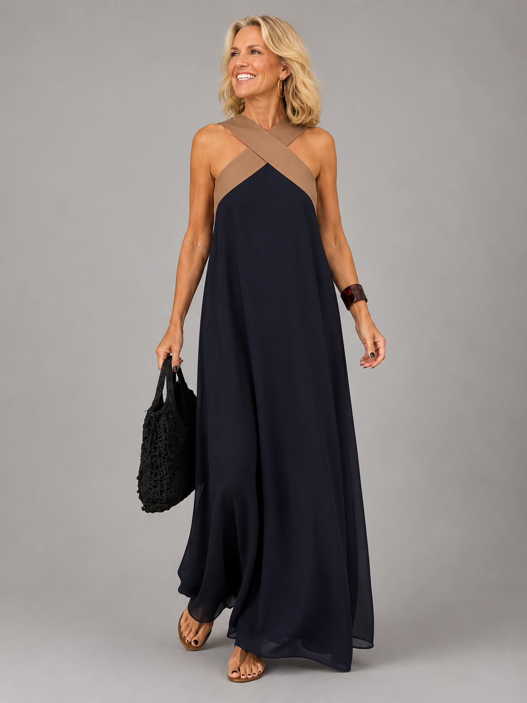 Madelynn™ | Crossover V-Neck Maxi Dress